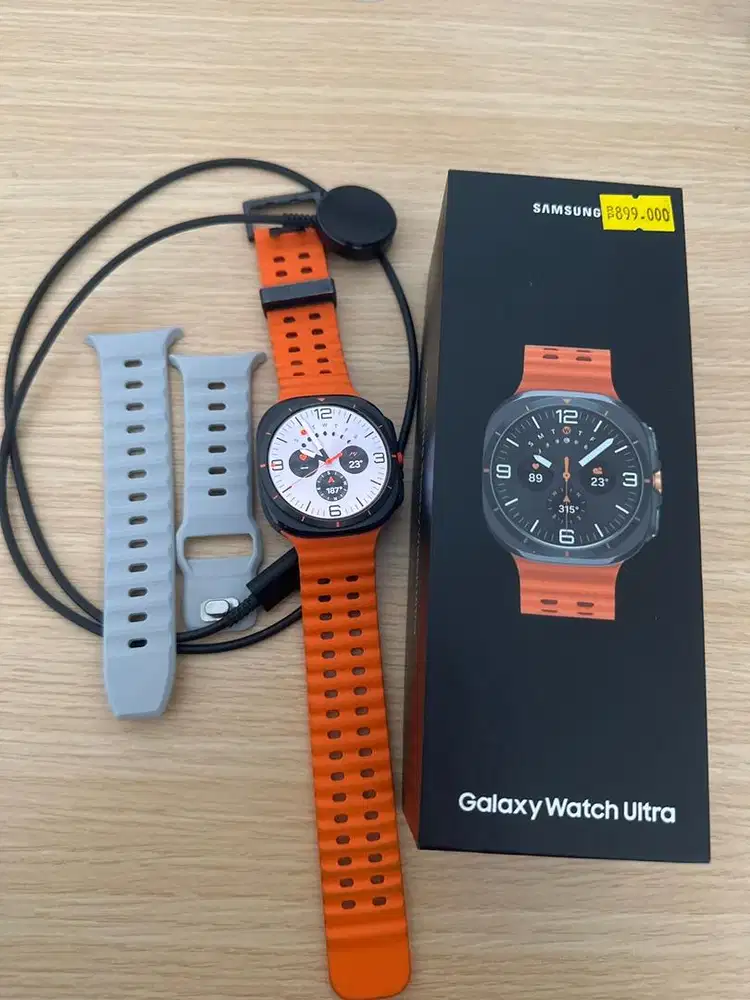Samsung Galaxy Watch Ultra Titanium Gray 47mm lengkap + bonus strap