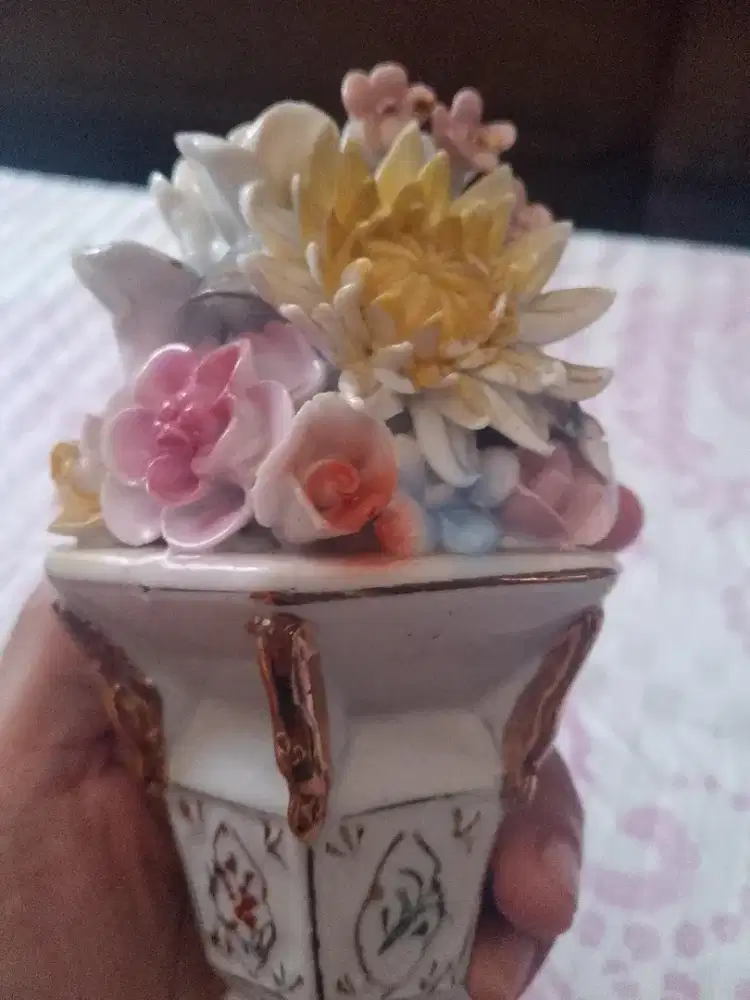 Pajangan vas bunga cantik