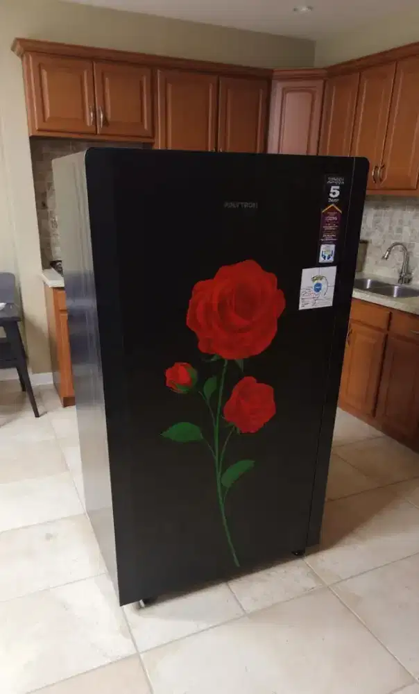 Kulkas Polytron satu pintu
