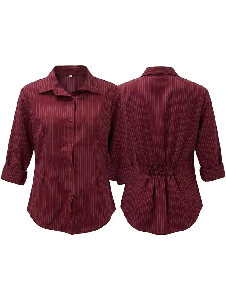 Kemeja Stripe Kerut Belakang – Elegan & Slim Fit