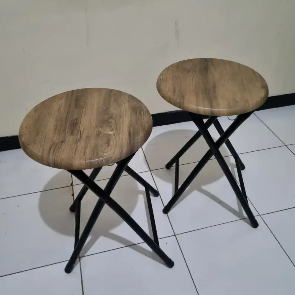 Kursi lipat set (2 pcs) cokelat walnut