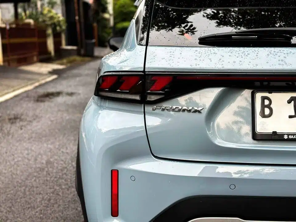 Suzuki Fronx SGX Hybrid AT Matic Biru 2025