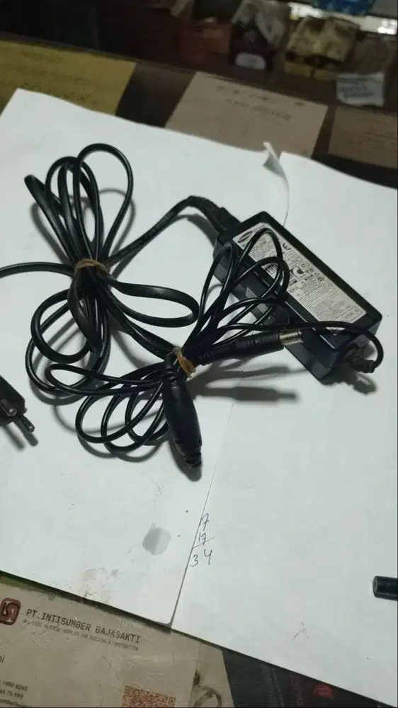 Adaptor Samsung 14V 1Ah
