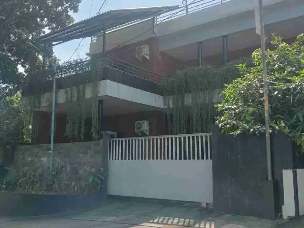 JUAL MURAH RUMAH SIAP HUNI DI AREA BUKIT GOLF CIBUBUR
