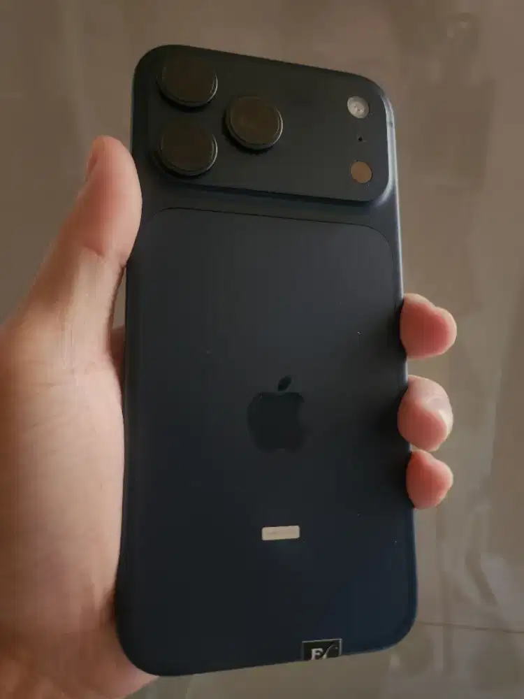 Iphone 17 pro max 256 gb like new pemakaian singkat