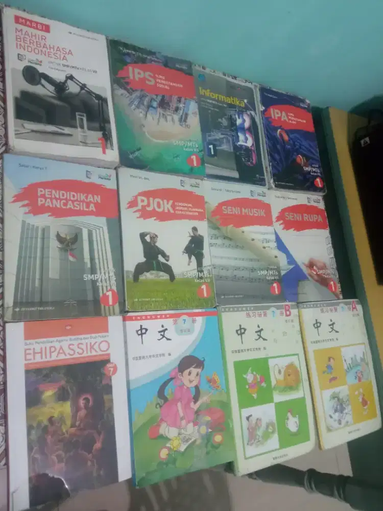 Buku kelas 7.. Medan Mulia