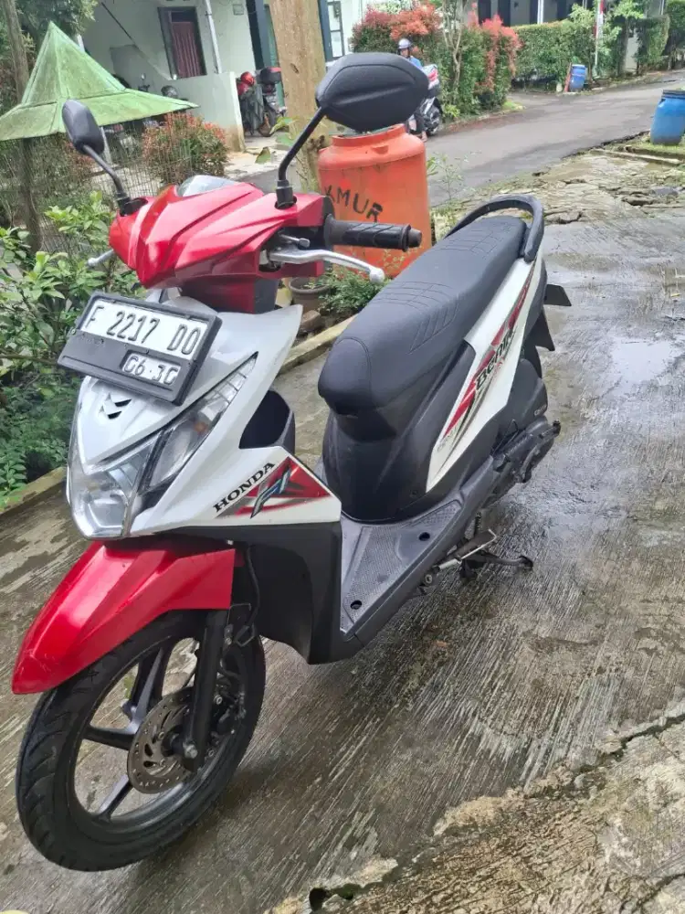 Dijual Honda Beat 2016