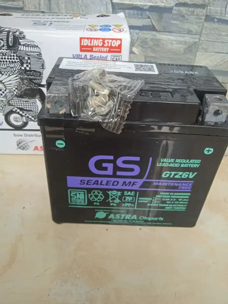 Aki GS astra GTZ6V buat vario 125 kondisi baru ada box poris cipondoh