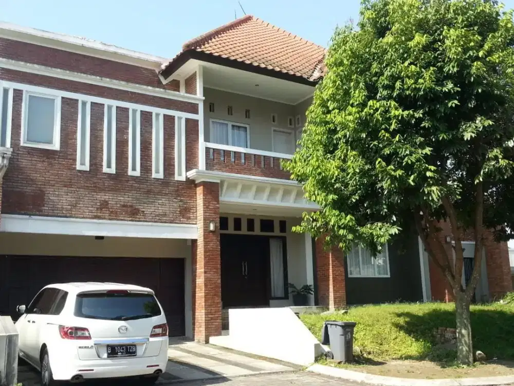 Rumah Luas Dengan View Danau @ Kotabaru Parahyangan Tatar Pitaloka