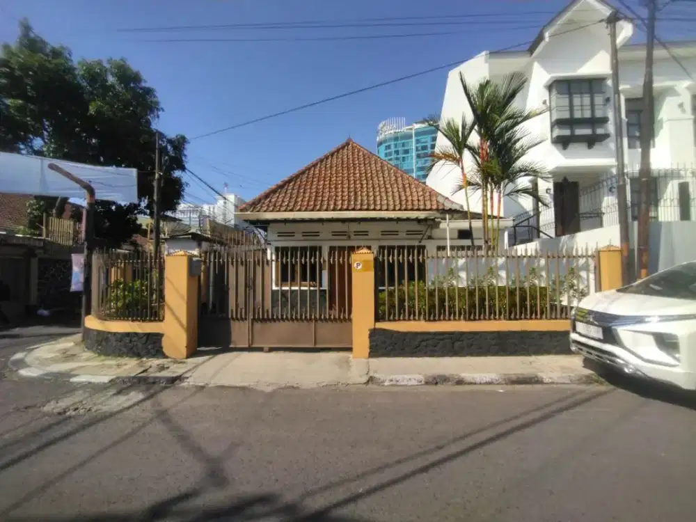 Rumah Hook 1 Lantai @ Braga Dipusat Kota Bandung Negotiable