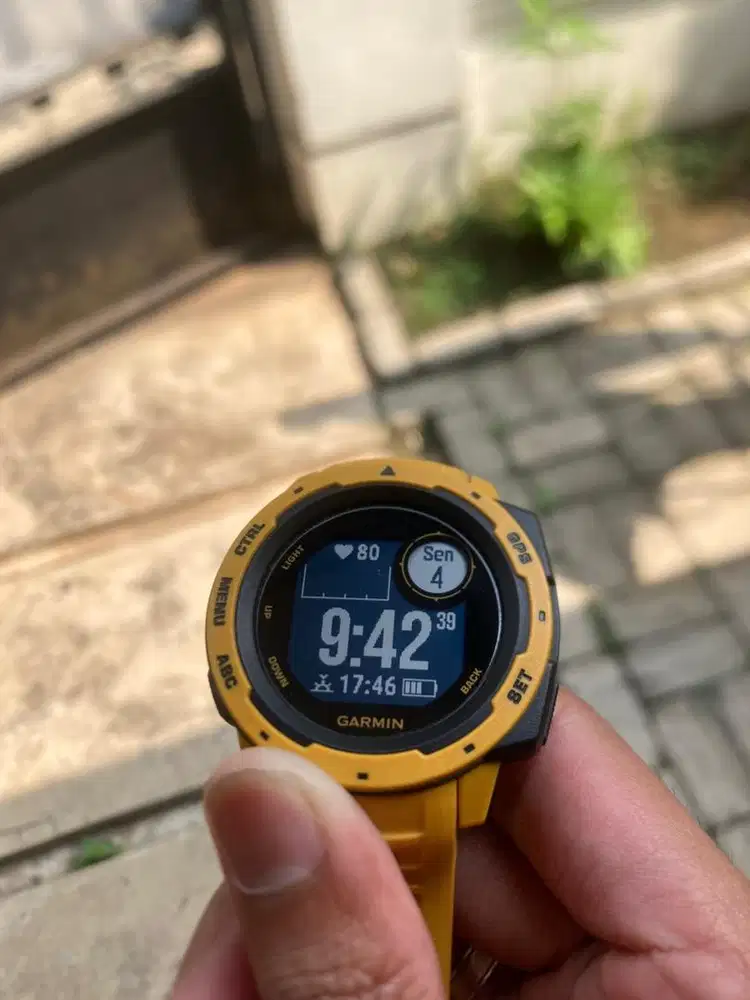 Jam Tangan Garmin Instinct