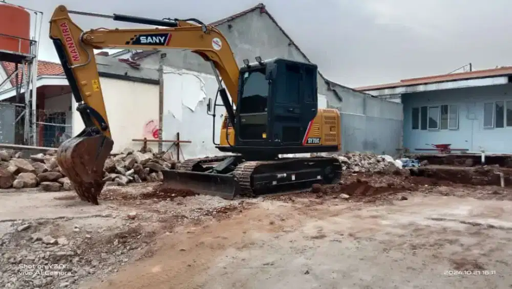 Tandem roller 4-6 ton excavator pc 200 breaker pc 50