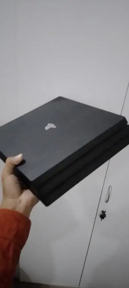 Ps4 pro 1tb fullset