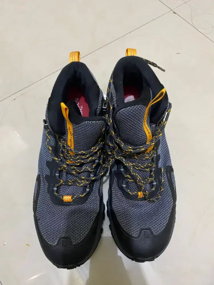 Sepatu gunung THE NORTH FACE
