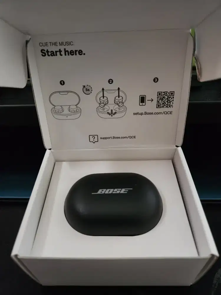 BOSE QUITE COMFORT - EARBUDS - NOISE CANCELING
