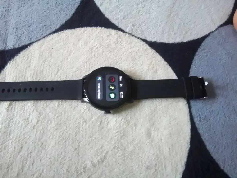 Jam tgn smartwatch jrg pakai kegedean