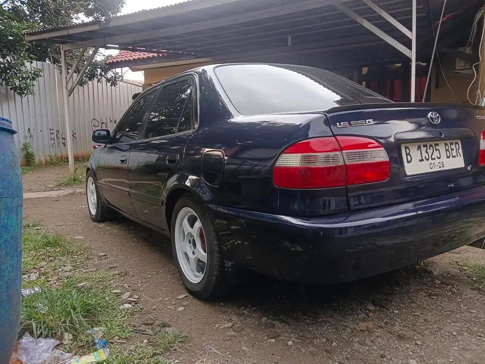 Toyota Corolla 2000 Bensin