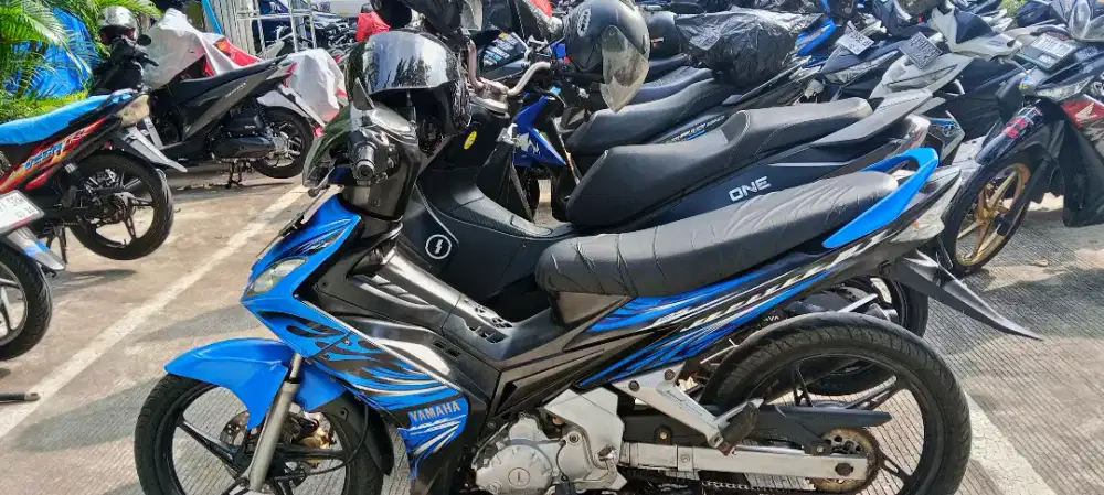 Di jual Jupiter MX 135 surat lengkap KTP pemilik ada pajak mati .nego