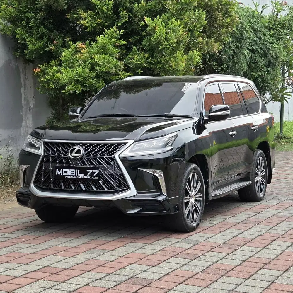 Lexus LX570 F-Sport 5.7L - 2019 (Mint Condition)