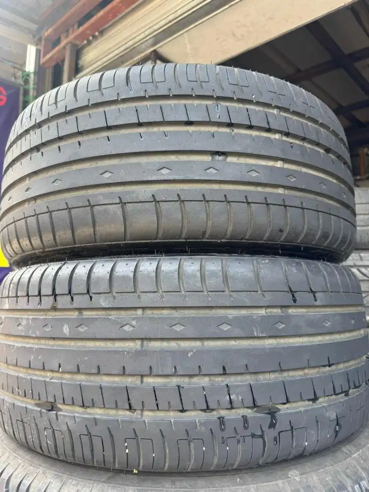 accelera phi 245/35 20 prod 22