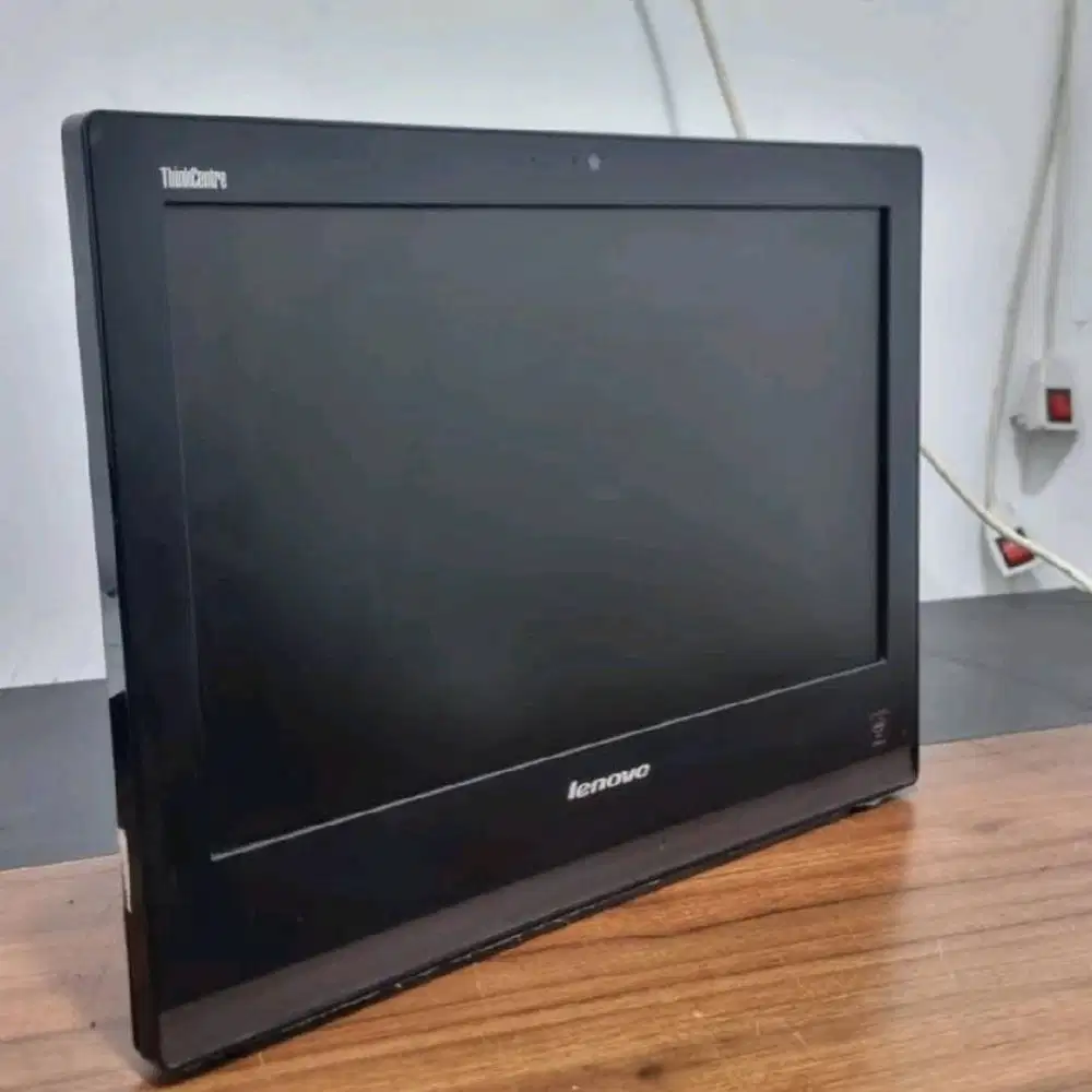 PC ALL IN ONE LENOVO Core i3 Gen4 Ram 4GB HDD 500GB N-ZC