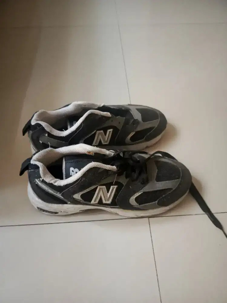 Sepatu nb UK 37