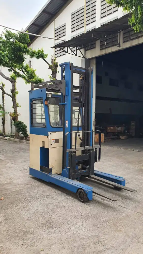 FORKLIFT GUDANG COLD STORAGE
