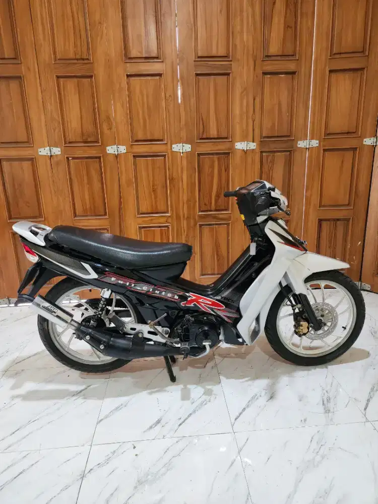 F1zr 2001 Perak