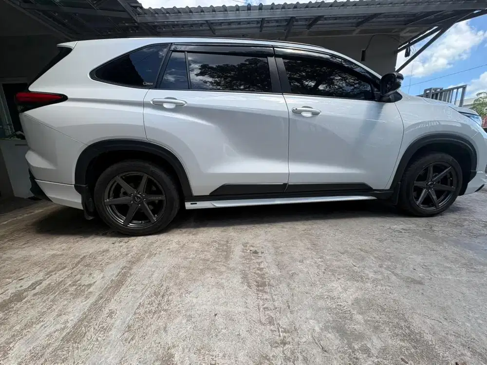 Zenix V cvt modelista full var 2023