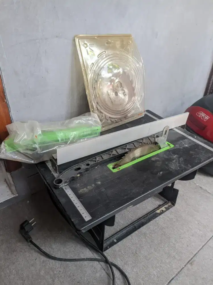 Table saw ryu 7 inch 600watt