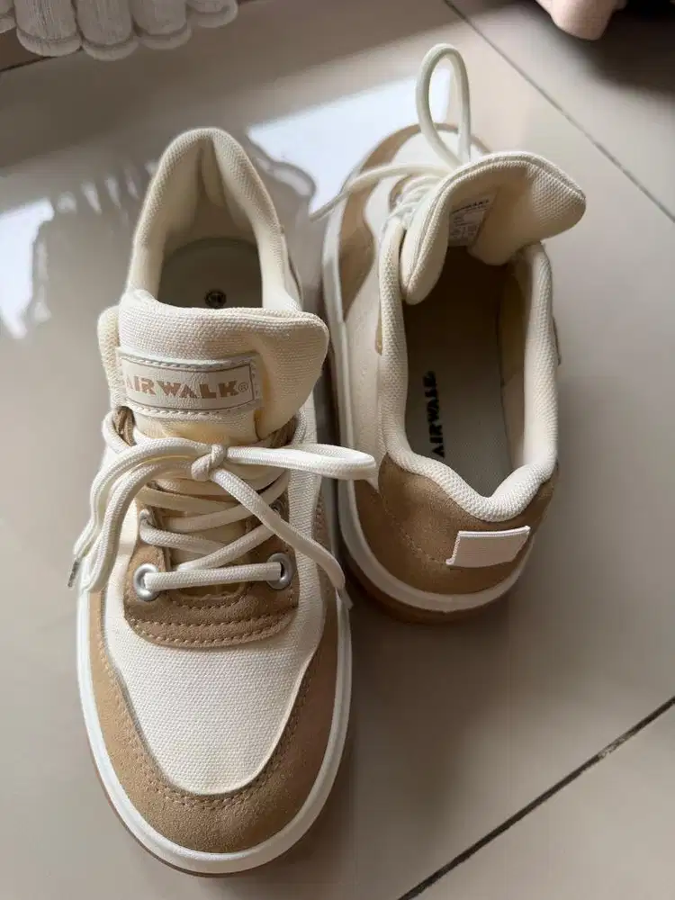 Preloved : Sepatu Airwalk