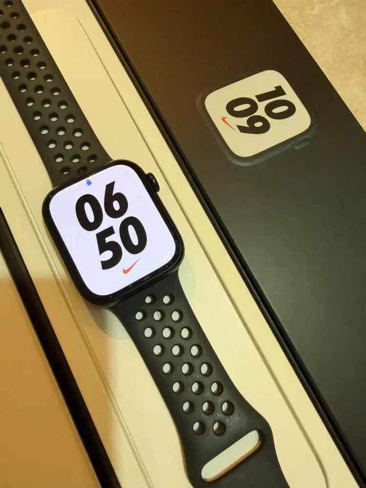 DIJUAL APPLE WATCH NIKE EDITION 45mm