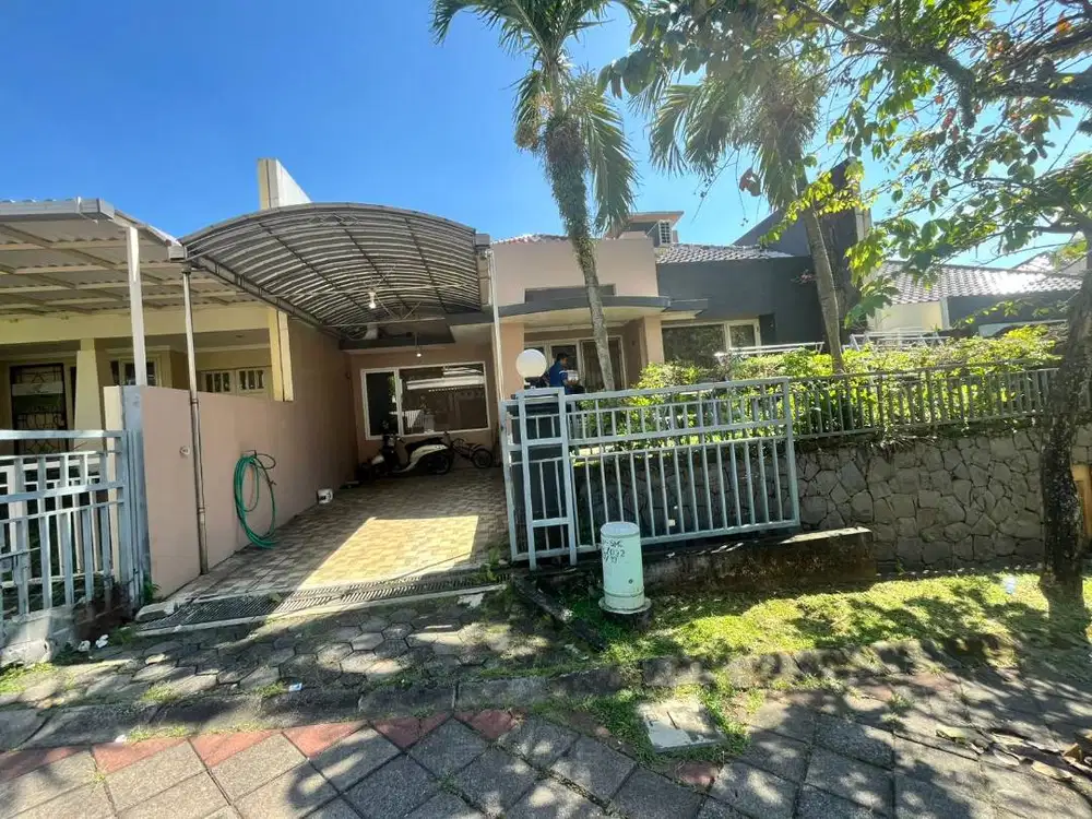 Dijual Banting Harga Rumah di Candi Golf tiga koma tiga milyar