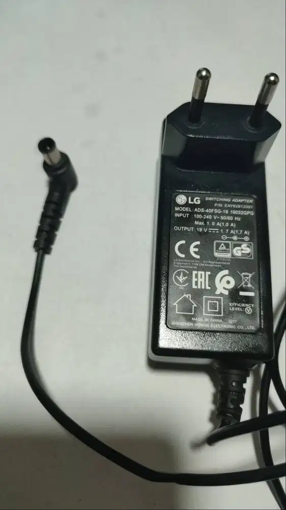 Adaptor LG 19V 1.7AH Normal