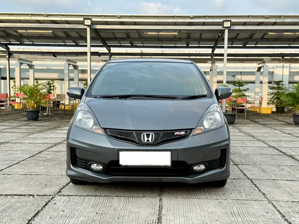 HONDA JAZZ RS AT 2013 Bensin