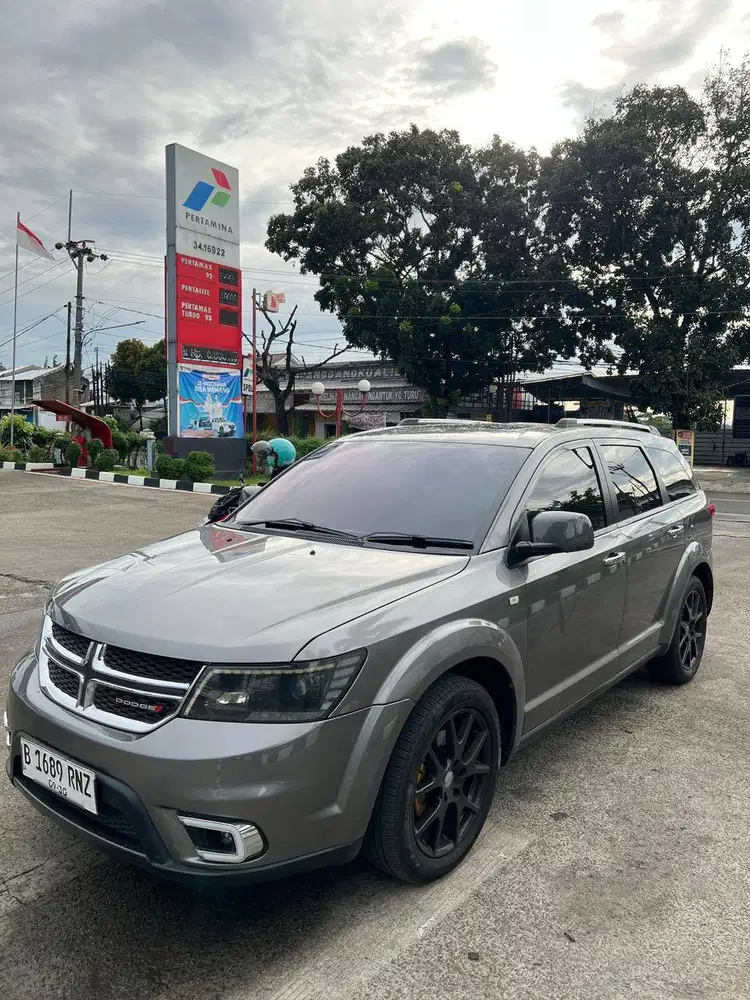 Dodge Journey SXT Platinum 2.4 AT Sunroof 2013 Abu-Abu Grey 2012 2014