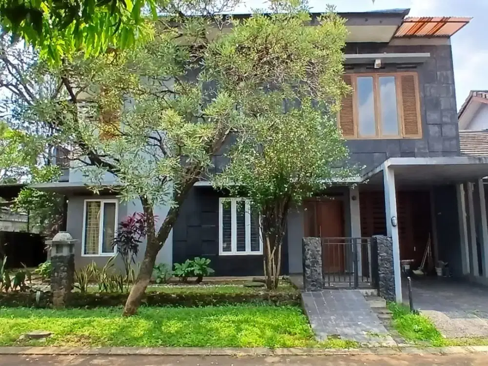 Dijual rumah 2 tingkat siap huni di Adora Permata dekat ke3  international school