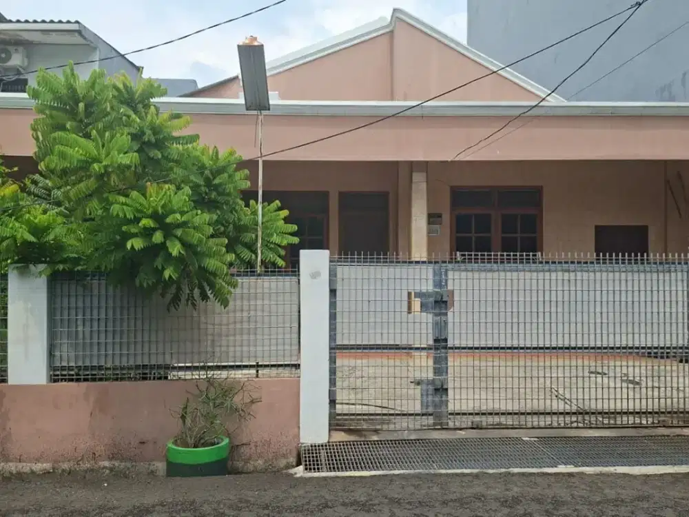 Rumah 1 Lantai Siap Huni di Kav Polri, Jelambar Jakarta Barat