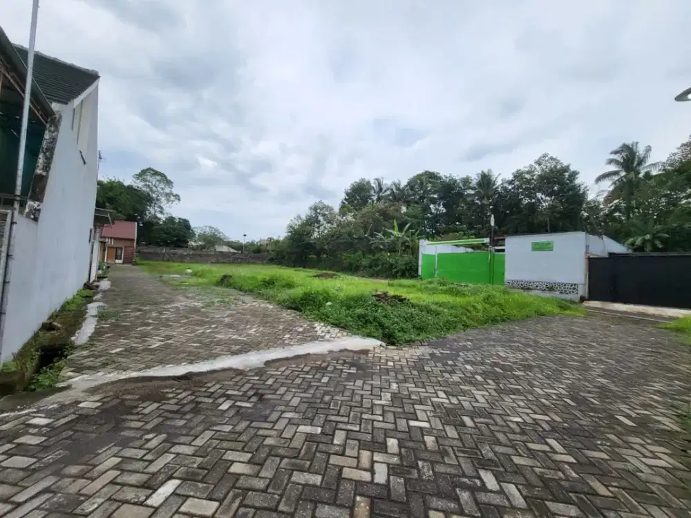 Hunian Modern Minimalist, Lingkungan Tenang & Aman, SHM