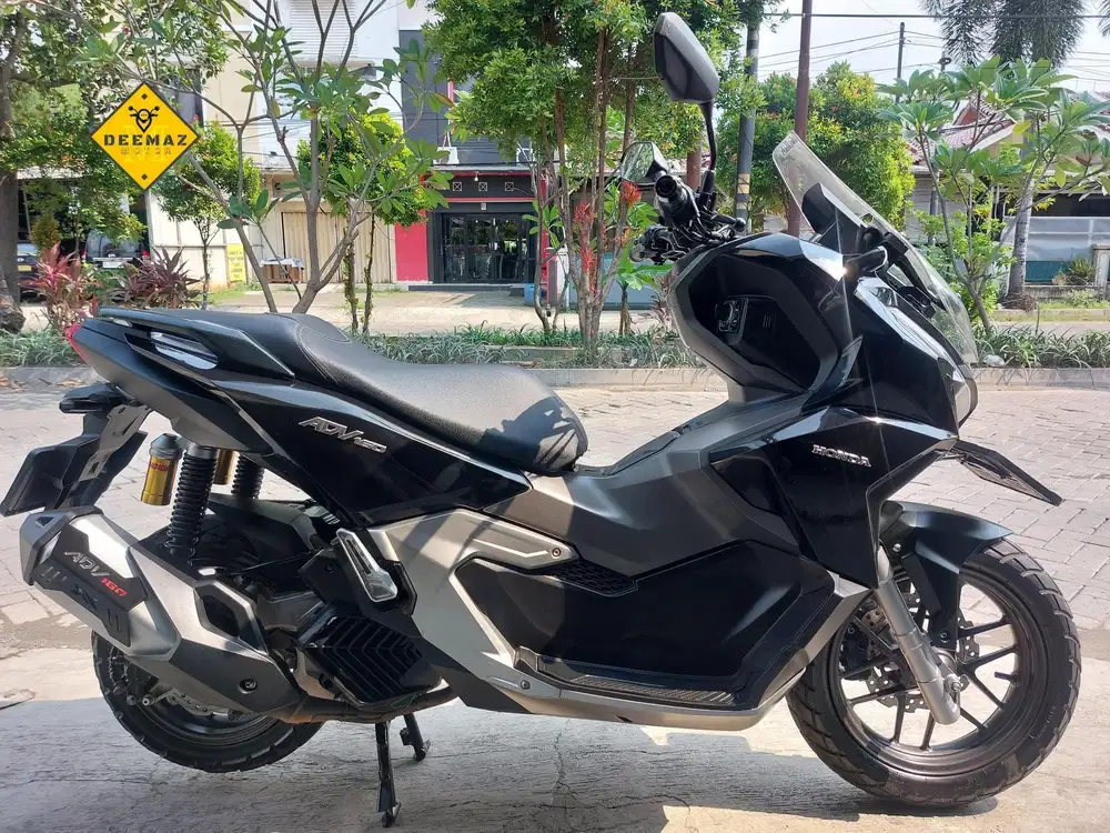 Angsuran Ringan‼️ ADV 160 CBS Hitam 2025 Cash, Kredit & Tukar Tambah