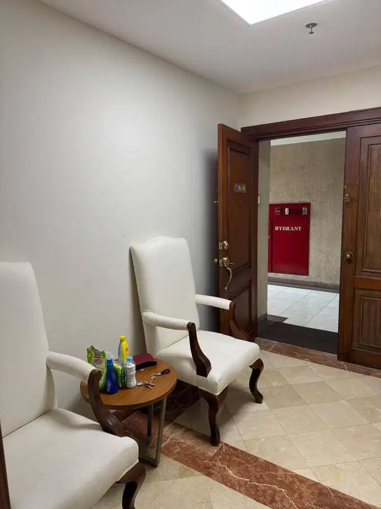 Disewakan Unit Premium Kondominium Graha Family 3165BR Fully furnished