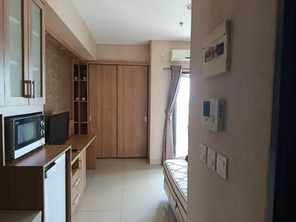 Dijual/Disewakan Atria Apartemen Gading Serpong Studio Full Furnish