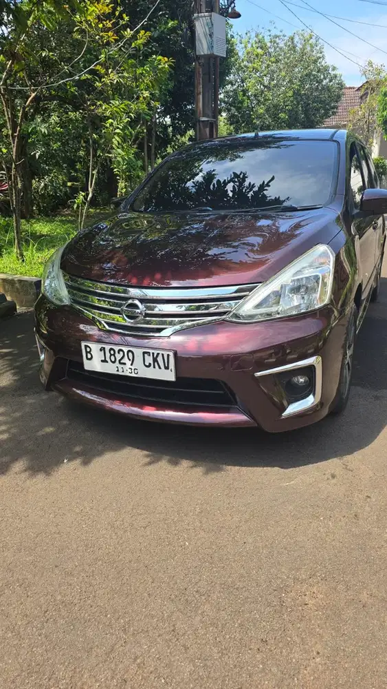 Nissan Grand livina 2015 Bensin