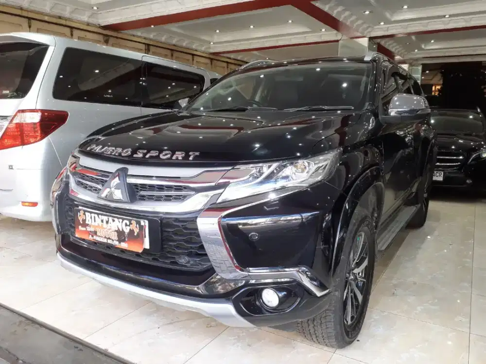 PAJERO SPORT DAKAR AT 2018 BLACK  / MODEL THN 2019 [BINTANG MOTOR]