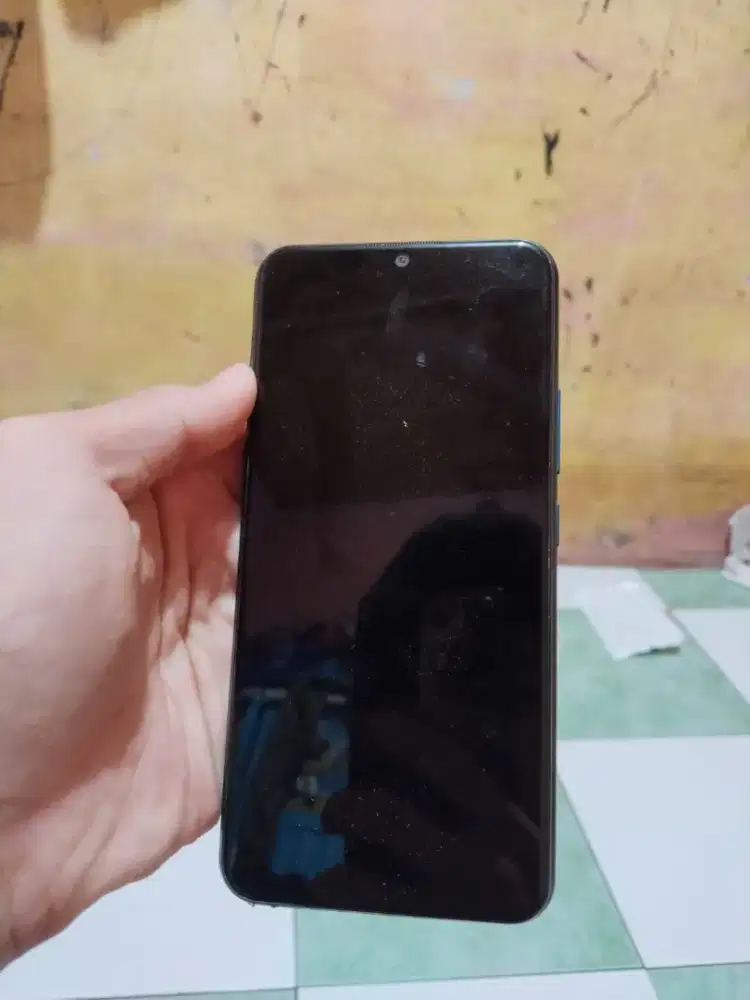 Handphone vivo y12 i