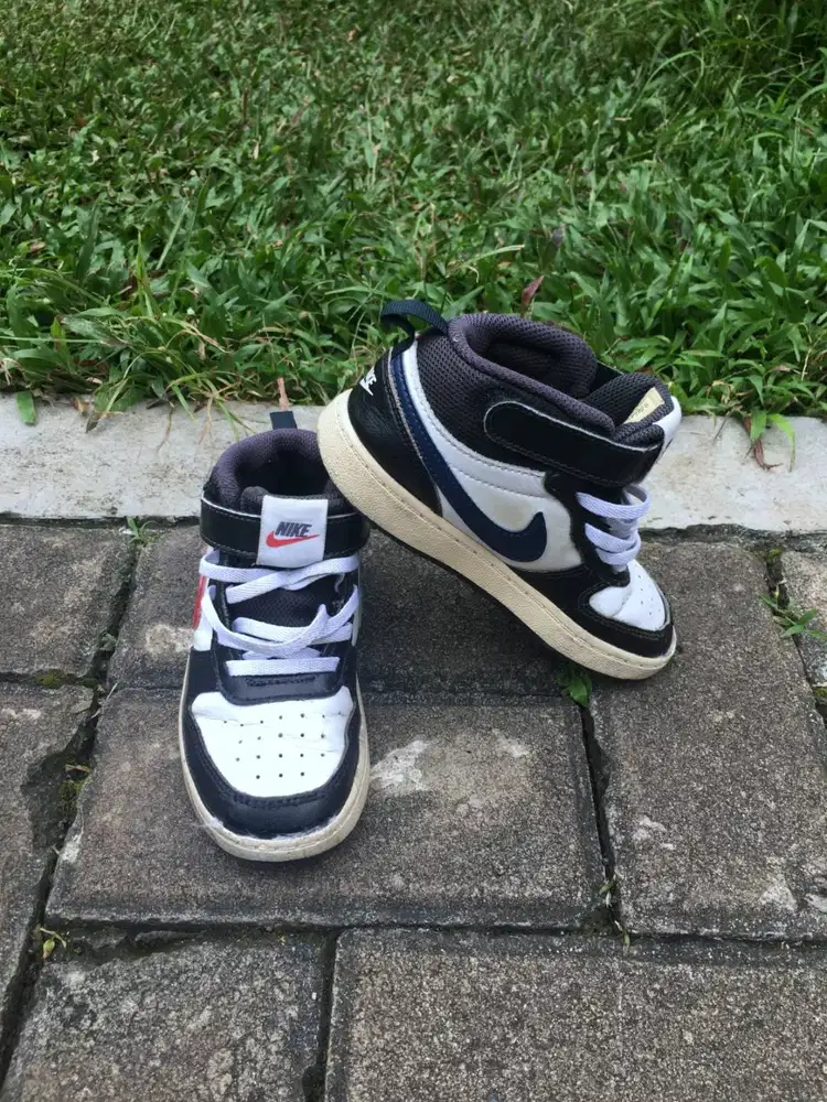Sepatu Nike 16 cm Kondisi tempur