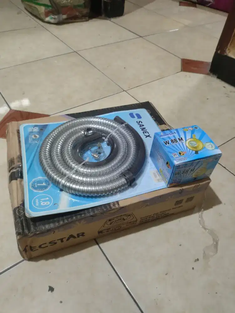 Kompor Gas, Selang, Regulator