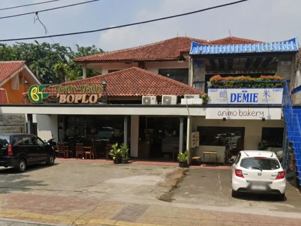 Dijual tanah + bangunan komersial di kawasan strategis Tebet, lokasi premium di Jalan KH Abdullah Syafei