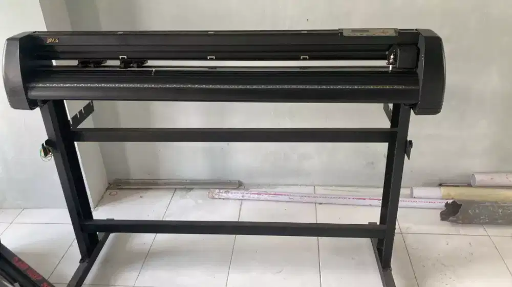 Mesin Cutting Sticker Jaguar
