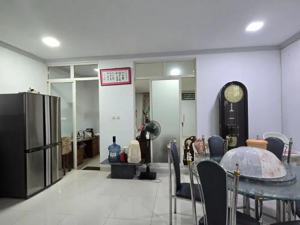 Dijual Rumah Semi Furnish Termurah Termewah di Green Lake City Cluster Amerika 7X18 (W015)